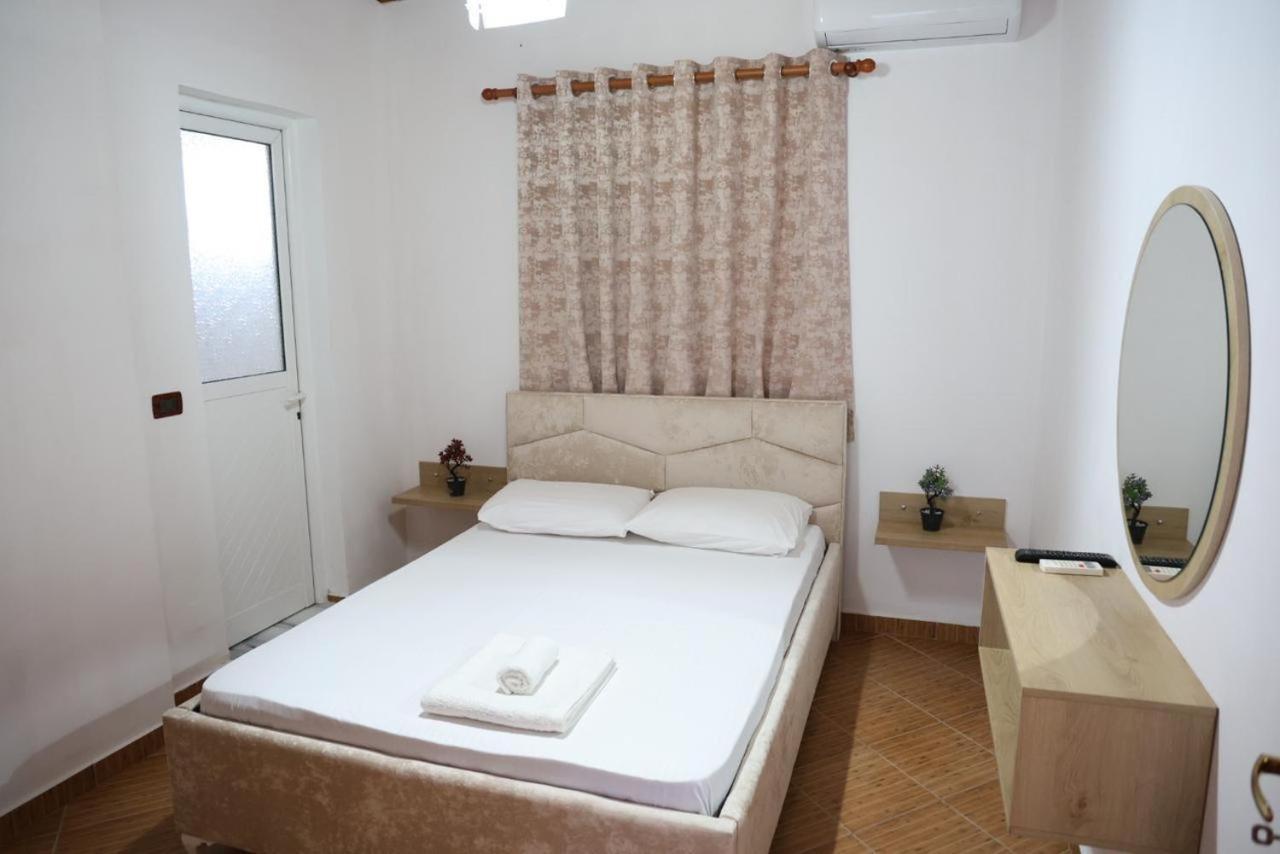 Apartments Villa Luti Stjar Extérieur photo